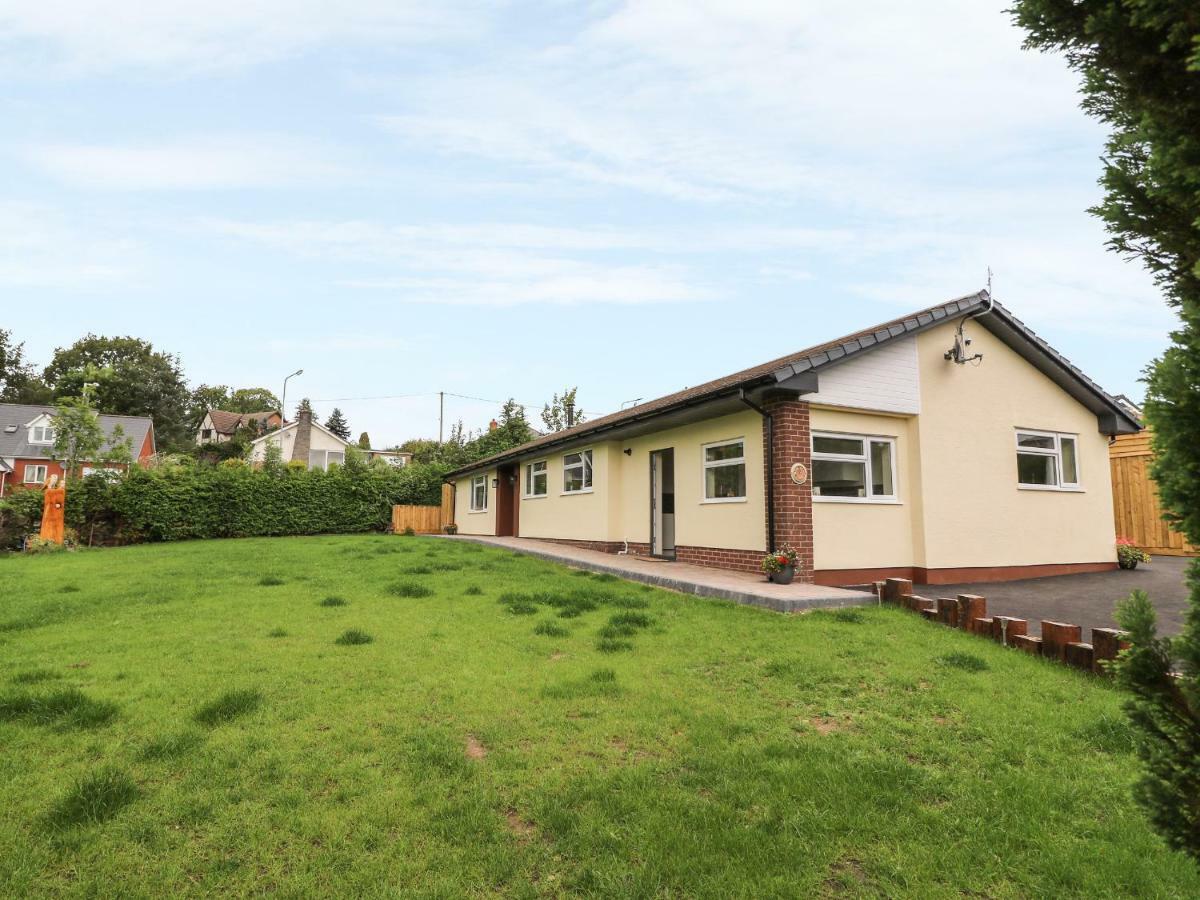 New Peny Villa Llandrindod Wells Exterior photo