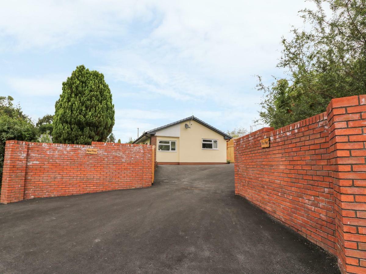 New Peny Villa Llandrindod Wells Exterior photo